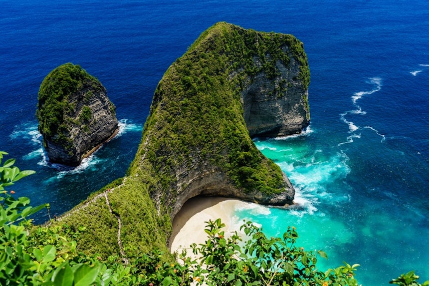 The-Most-Remarkable-Indonesian-Beaches-acw