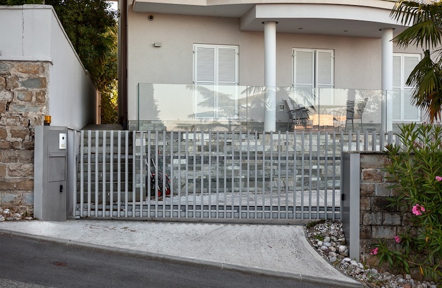 5-Advantages-of-Installing-Automatic-Gates-in-Your-Property