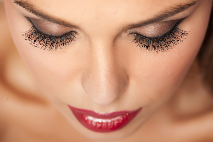eyelash-extensions-or-lash-lifts-which-one