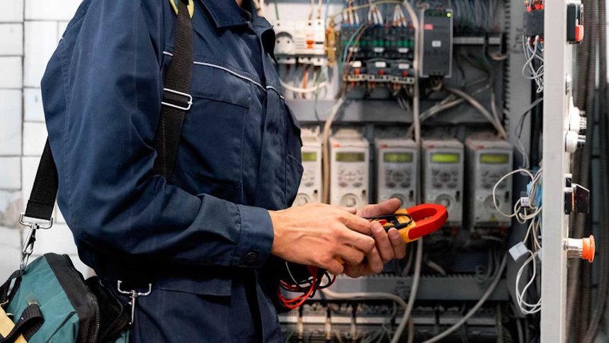 hiring-the-best-commercial-electrician