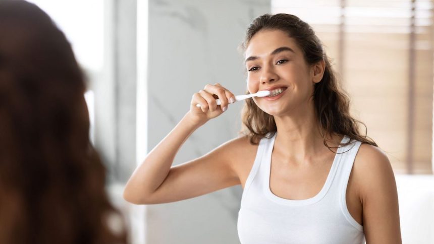 8-Common-Tooth-Brushing-Mistakes-and-How-To-Correct-Them
