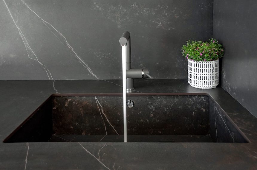 Innovative-Ways-To-Enhance-Your-Home-Decor-With-Basalt-Stones